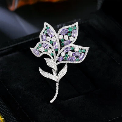 Broche prendedor hoja flor circonita cúbica verde púrpura chapado en oro blanco Foto 1 de 3