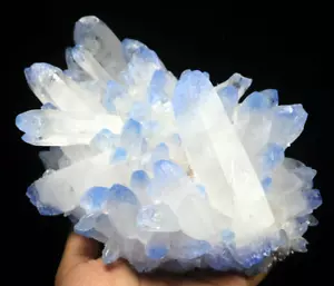 5,43 libbre raro esemplare a grappolo cristallo di quarzo fantasma blu tibetano bellissimo - Foto 1 di 12