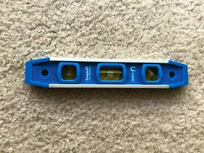 New Empire Magnetic 9" Torpedo Level 581-9  - Image 1 of 3
