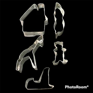 5 cortadores de galletas de metal de hojalata vintage jirafa oso de peluche trineo casa árbol - Imagen 1 de 2