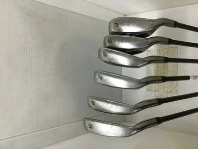 TaylorMade R7 Iron Set 5-9,Pw 6pc Flex Stiff REAX 60 PLUS Graphite - Image 1 of 4