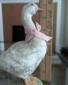 Vintage Velvet Goose Figurine Midwest Seasons of Cannon Falls Ribbon Tie Folk Ar - Picture 1 of 21