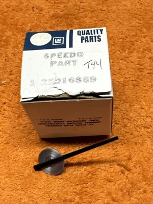 T44•GENUINE GM AC 2” Speedometer/Tachometer Needle 1 #25016869 New Old Stock - Image 1 of 4