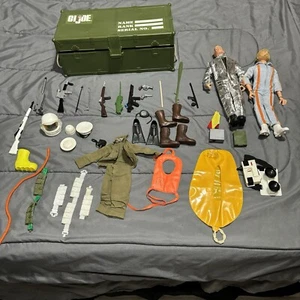 GI JOE Footlocker Scatola Portaoggetti Manici in Corda con 2 ACTION FIGURE/Accessori 12" - Foto 1 di 15