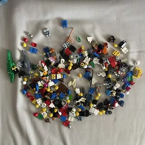 Lego Mini figures Parts Lot Mixed Minifigures, Vintage & modern (Read) - Bild 1 von 7