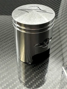 Kawasaki NOS NEW 13001-015 STD Piston G3 G3SS G3TR Bushmaster - Picture 1 of 4
