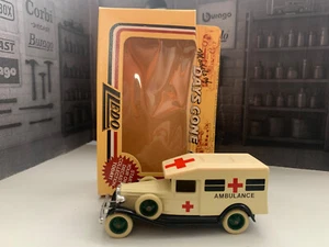 🚗⭐ RARE UK TOYS Vintage LLEDO 📦 Boxed 1931–1936 PACKARD 1936 Ambulance RARE - Picture 1 of 9