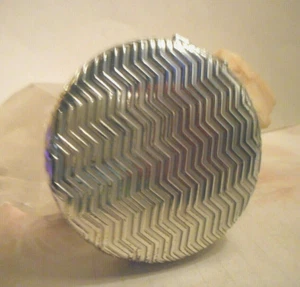 Zsa Zsa LTD. silver tone filigree compact with mirror, new - Picture 1 of 7