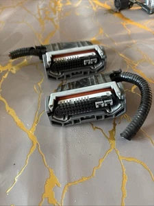 17-21 TOYOTA PRIUS Prime LEFT & RIGHT LED HEADLIGHT PLUG PIGTAIL WIRE SET OEM - Picture 1 of 2
