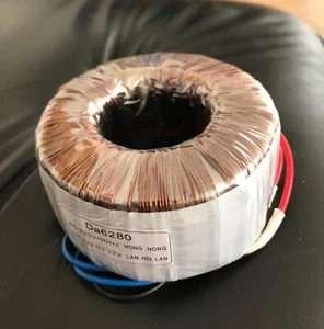 TRASFORMATORE TOROIDALE AUDIO 220Vac - Sec. 22-0-22 Volt + 9 V.ac. 100VA NUOVO - Foto 1 di 3