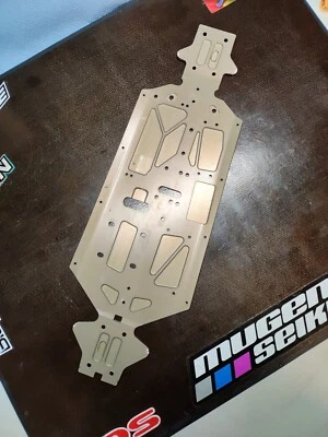 Mugen mbx 8 Chassisplatte MUGE2425 - Bild 1 von 2