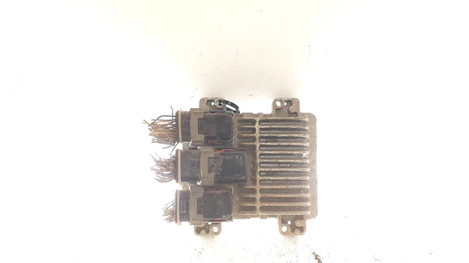 Used Engine Control Module (ECM) fits: 2004 Chevrolet Silverado 2500 pickup Elec Foto 1 de 4