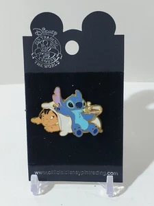 Disney Pin Trading 2004 - Lilo Under Pillow & Stitch With Coffee Bottle Pin - Bild 1 von 5