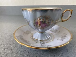 Royal Crown China Tea Cup & matching Plate Pearlized Romantic Couple motif 4660 - Picture 1 of 3