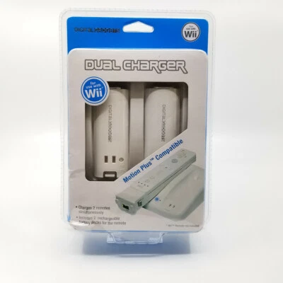 Digital Gadgets Dual Controller Charger Dock With Rechargeable Battery For Wii - Image 1 of 3