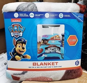 Paw Patrol Blanket 62” x 90” Super Soft, Fits TWIN & FULL BEDS - Picture 1 of 6