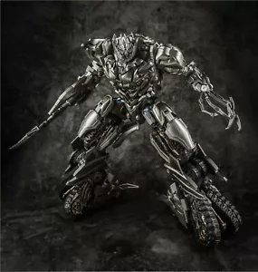 Dream Factory GOD-11 Leader Tank Megatrron - Normal Color - Picture 1 of 5