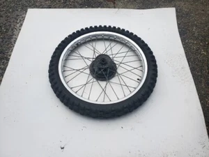 Yamaha YZ250 YZ 250 1977 rueda delantera - Imagen 1 de 7