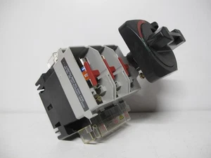 Interruptor de desconexión de caja moldeada Allen Bradley 30 amperios 600 V mango de 3 pH 194R-HS4 AB - Imagen 1 de 14