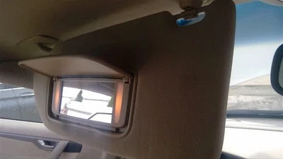 Parasol conductor con iluminación compatible con 05-09 VOLVO 60 SERIES 139372 Foto 1 de 4