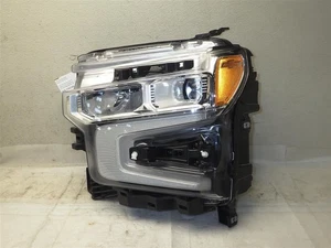 Faro conductor Silverado 1500 LTZ 2023 LED bisel cromado - Imagen 1 de 14