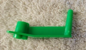 Mouse Trap Board Game Parts Pieces Replacement Green Crank - Picture 1 of 3