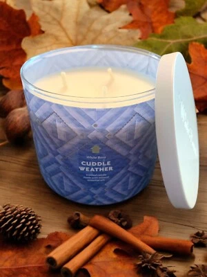 Vela Bath & Body Works Cuddle Weather 3 mechas 14,5 oz rara difícil de encontrar granero blanco Foto 1 de 3