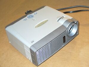 Optoma EP749 Projector w/ VGA Cable , Power Cord  (( Bidding it now )) 