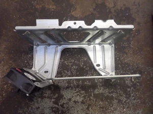 BMW F07 F10 F11 F12 F13 5 6 Series Amplifier Bracket Holder With Fan 9174269 - Picture 1 of 5
