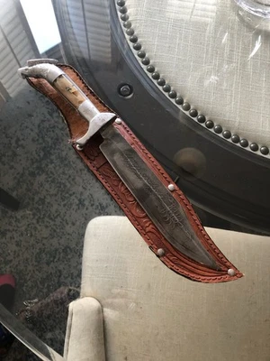 Vintage Mexican Mexico Eagle Head Engraved Bowie Fighting Knife w/ Sheath - Image 1 of 4