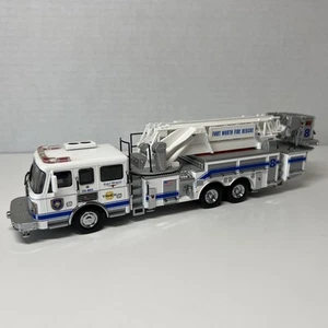 Code 3 Fort Worth, TX American LaFrance Mid Mount Tower Ladder #8 12746 2003 - Picture 1 of 12