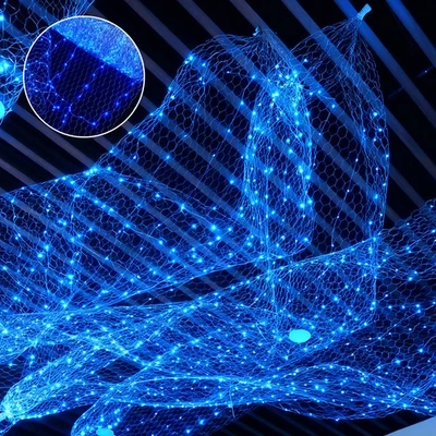 Net String Lights 300 LED 1m W x 5m L Curtain Mesh Lights for Bush Deck Fence - Image 1 of 4