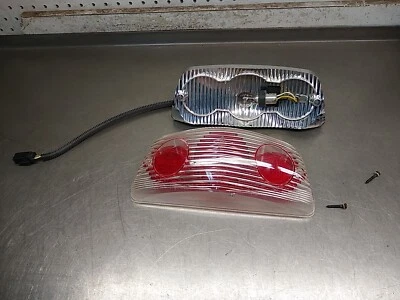 Luz trasera Ski-Doo REV "X" MXZ Renegade Summit / Mach Z 1000 2005-2007 25021204 Foto 1 de 4