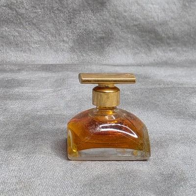 Perfume Spellbound Estee Lauder Eau De Parfum Splash .12 fl oz / 3.7 ml Mini De Colección Foto 1 de 3