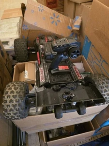 Rc Car Lot - Picture 1 of 13
