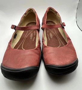 Zapatos Keen para mujer 8 Mary Jane cuero borgoña punta cerrada cómodos parte superior baja - Imagen 1 de 5
