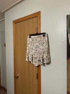 LC Lauren Conrad Medium Multi-Color w/Floral Print Above-Knee Tiered Skirt - EUC - Picture 1 of 5