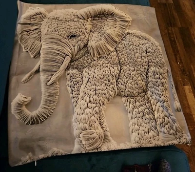 Fundas de almohada decorativas para elefantes Foto 1 de 4