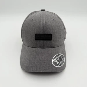 Travis Mathew Hat Adult Gray Flexfit Tech 110 Adjustable Active Golf Cap NWOT - Picture 1 of 7
