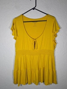 Torrid gelbes superweiches Babydoll-Top mit Schlüsselloch zum Binden vorne Größe 1 - Bild 1 von 5