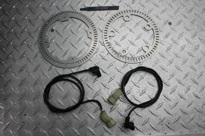 Triumph Street 2016 doble velocímetro delantero/trasero sensor y anillos Foto 1 de 4