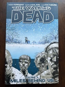 WALKING DEAD VOL 2 MILES BEHIND US IMAGE COMICS TRADE PAPERBACK TPB - Picture 1 of 2