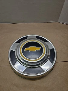 Vintage 1973-1987 Chevy Truck Dog Dish 10-3/4” Hubcap 1/2 Ton - Picture 1 of 13