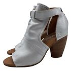 EMU Sandals Silver Leather Block Heel Open Toe Casual Zip Ankle Womens Sz 7.5
