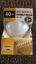 Sylvania 40 watt globe light bulb New