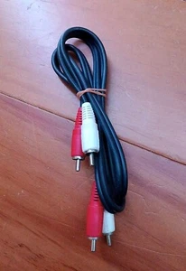 2 RED, 2 WHITE PLUGS AV AUDIO VIDEO CABLE COMPONENT VERY GOOD CONDITION 3 Feet - Picture 1 of 2