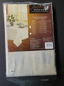 Snowflake Wishes Linen Tablecloth 70 Inch Round New - Picture 1 of 5