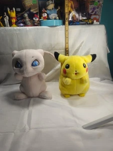 Peluche Hasbro Pokemon Electrónico Mew Pikachu 1998 de colección no funciona - Imagen 1 de 13