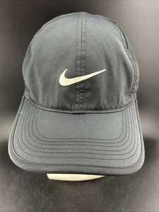Nike federleichter Sporthut verstellbarer Riemen schwarz Einheitsgröße sitzt den meisten - Bild 1 von 8