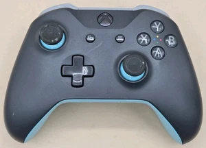 Mando Inalámbrico Microsoft Xbox One Modelo 1708 Gris/Azul Teal Probado Gris - Imagen 1 de 9